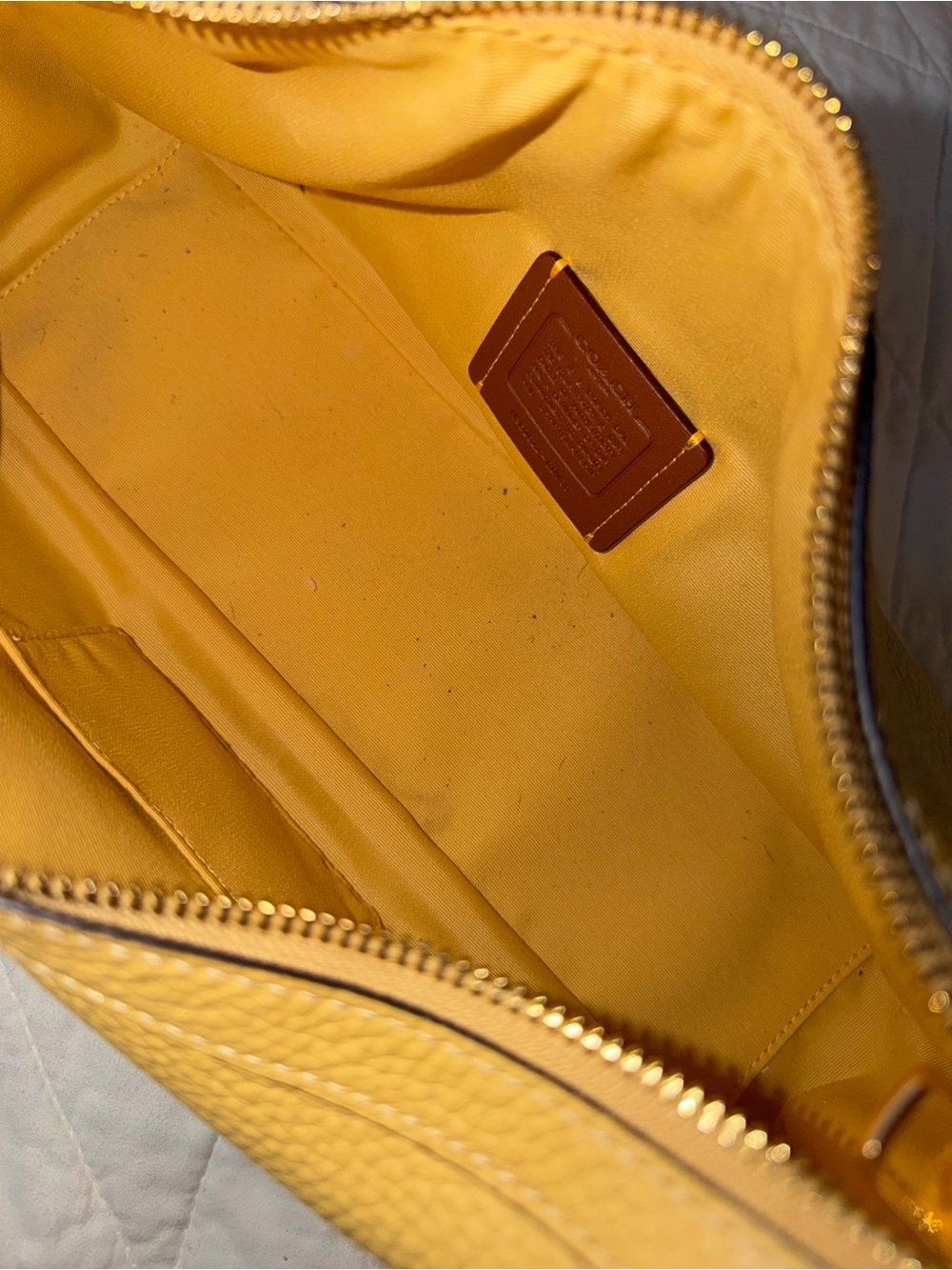 Coach Ella Small Shoulder Bag Yellow/ Soft Gofd - Picture 3 of 9